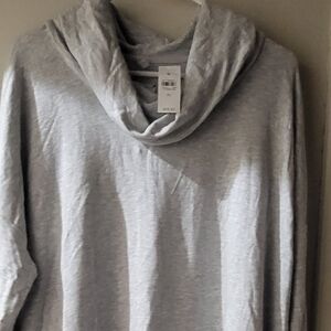 Lou & Grey Light Gray Top